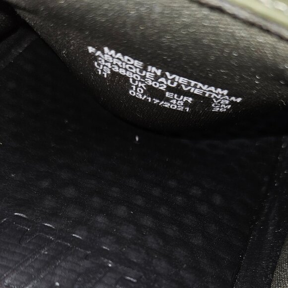Nike Slides Black & Green - Picture 2 of 2